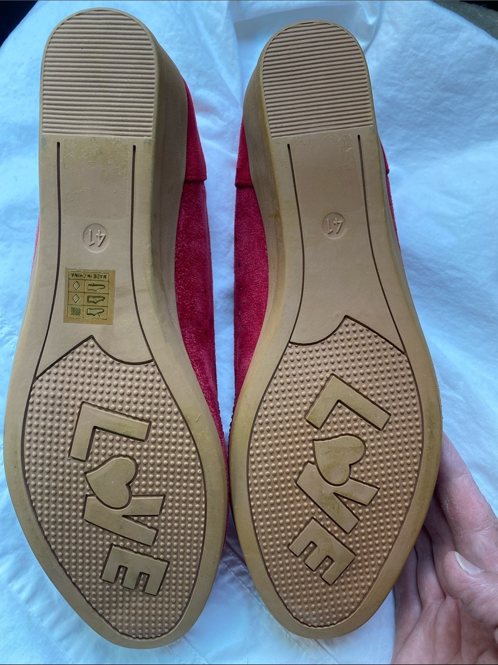 Love Red Suede Ballet Flats with Butterfly Rhinestone -10 - Picture 7 of 8